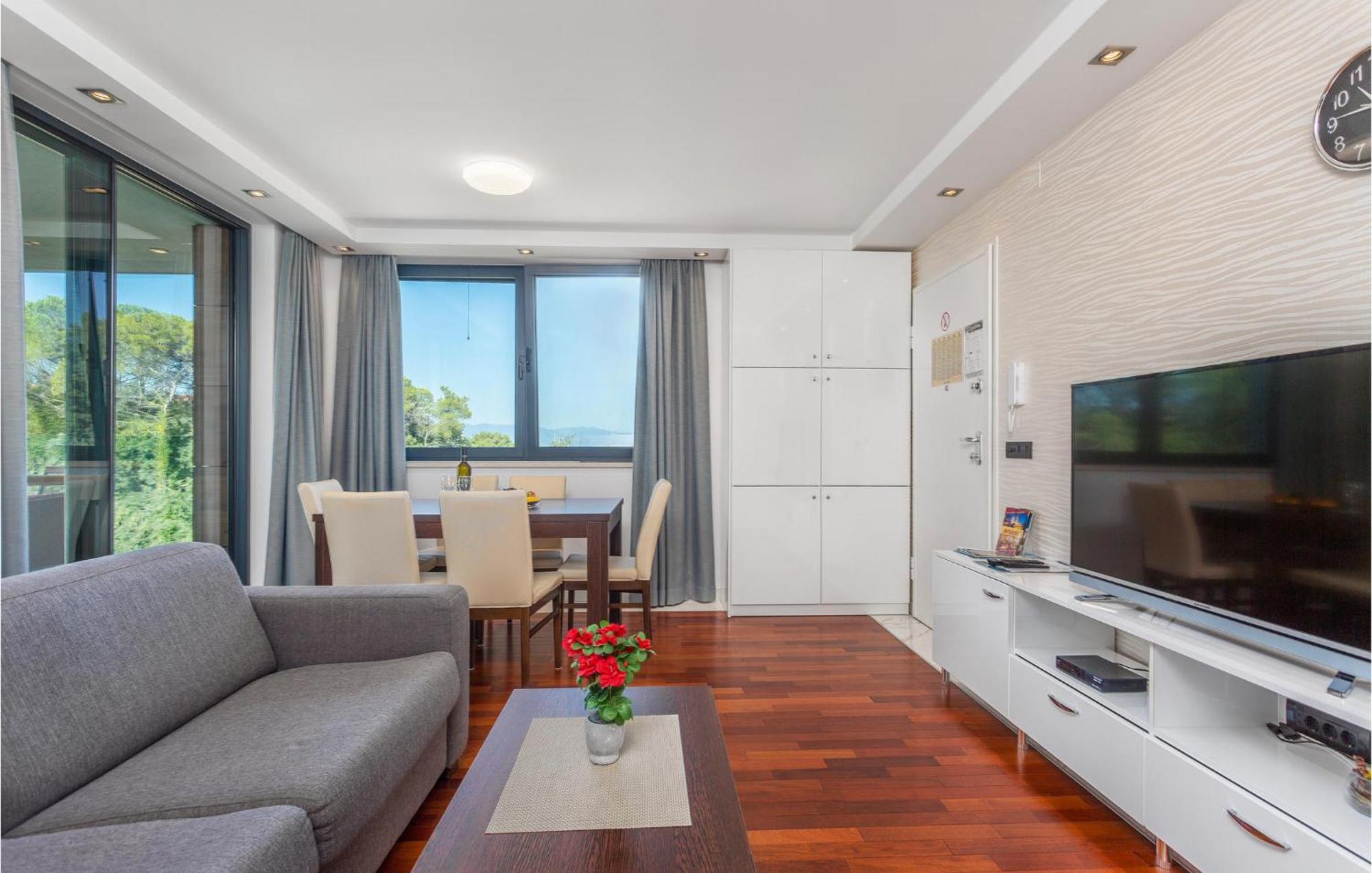 Stunning Apartment In Malinska With Kitchen المظهر الخارجي الصورة